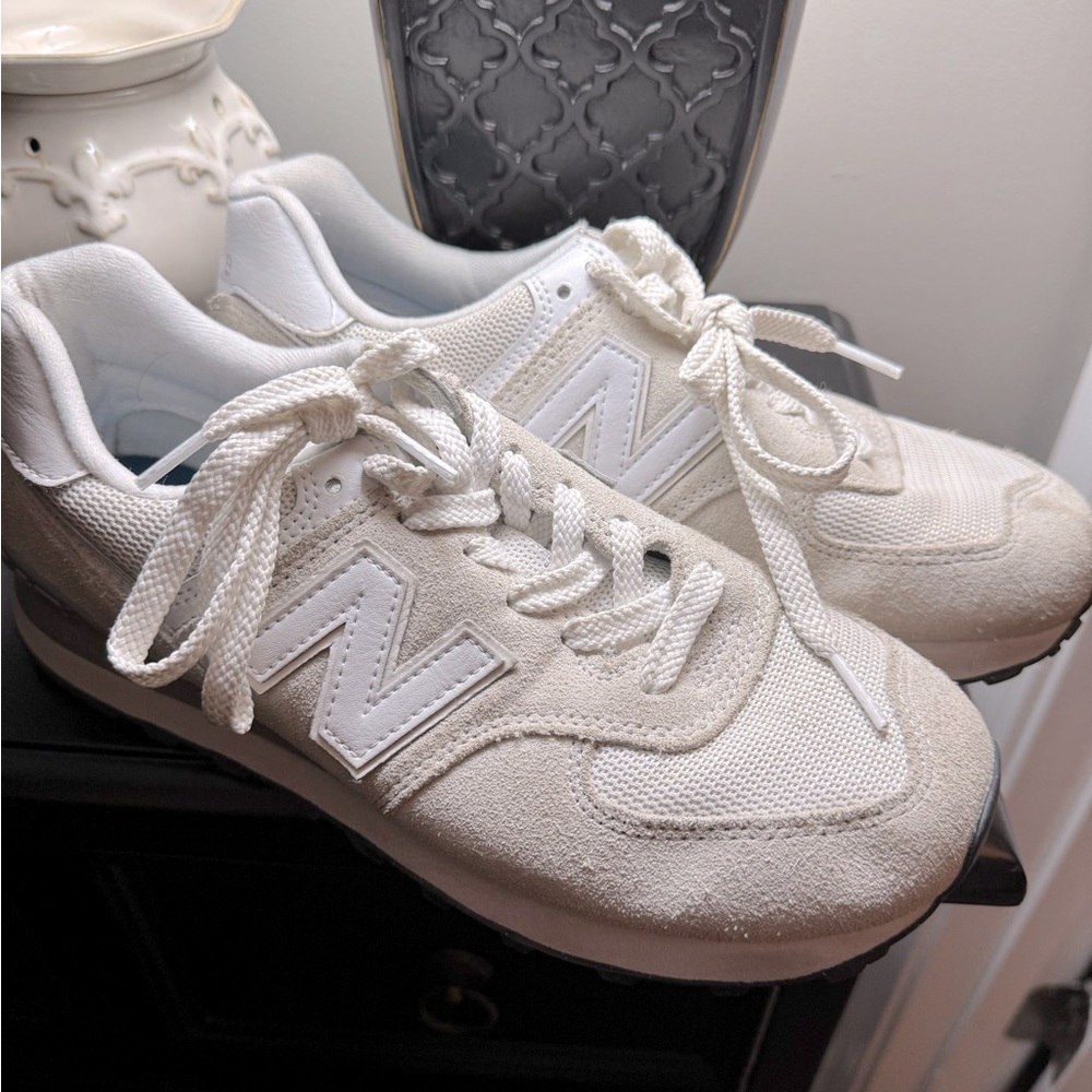 New Balance Sneakers